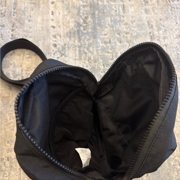 Nike Black Crossbody Bag for Men - Picture 5 of 8